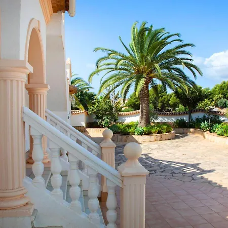 Villa Falcon Crest By Interhome *